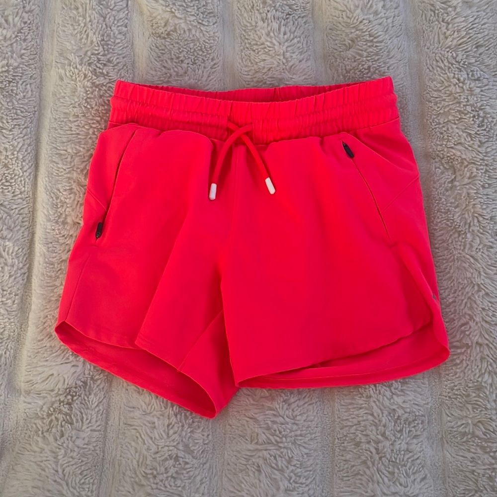 Girls shorts pink
